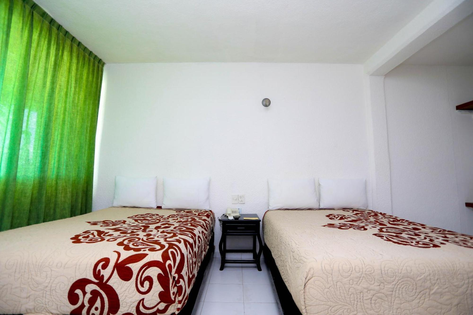 קנקון Hotel Maria De Lourdes מראה חיצוני תמונה