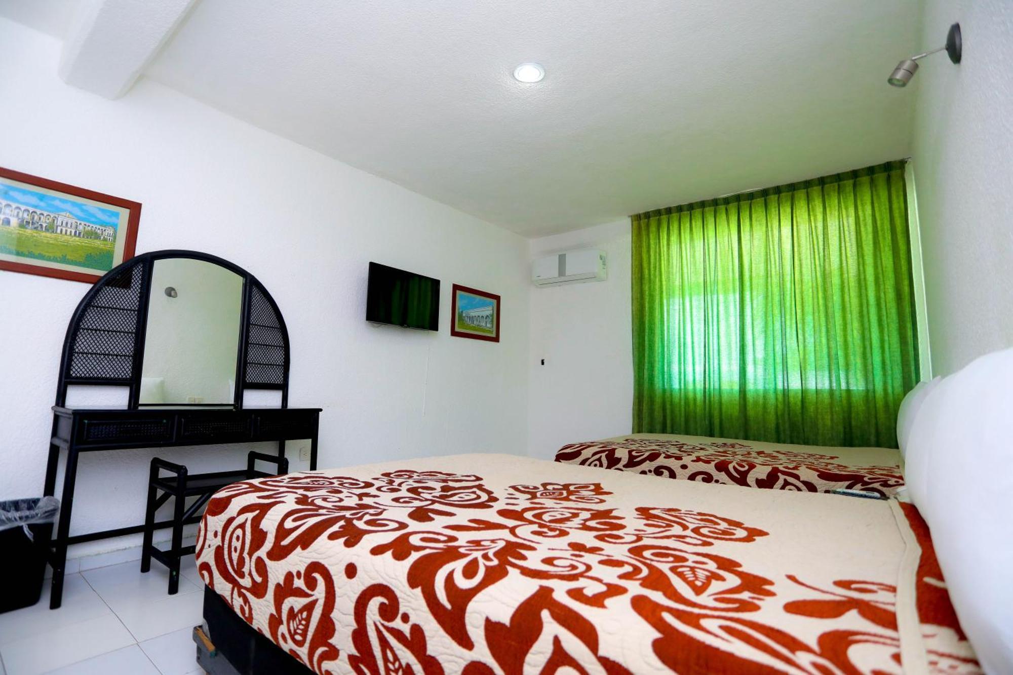 קנקון Hotel Maria De Lourdes מראה חיצוני תמונה