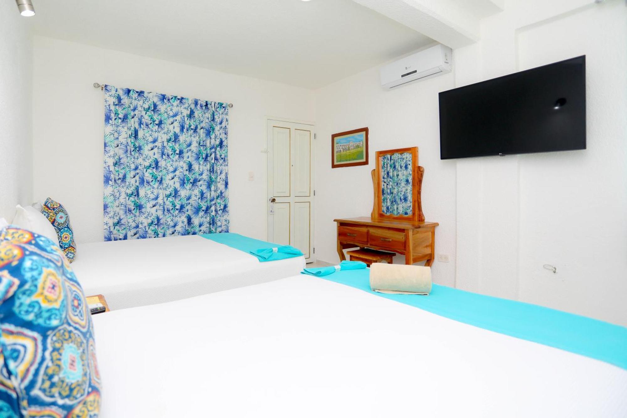 קנקון Hotel Maria De Lourdes מראה חיצוני תמונה