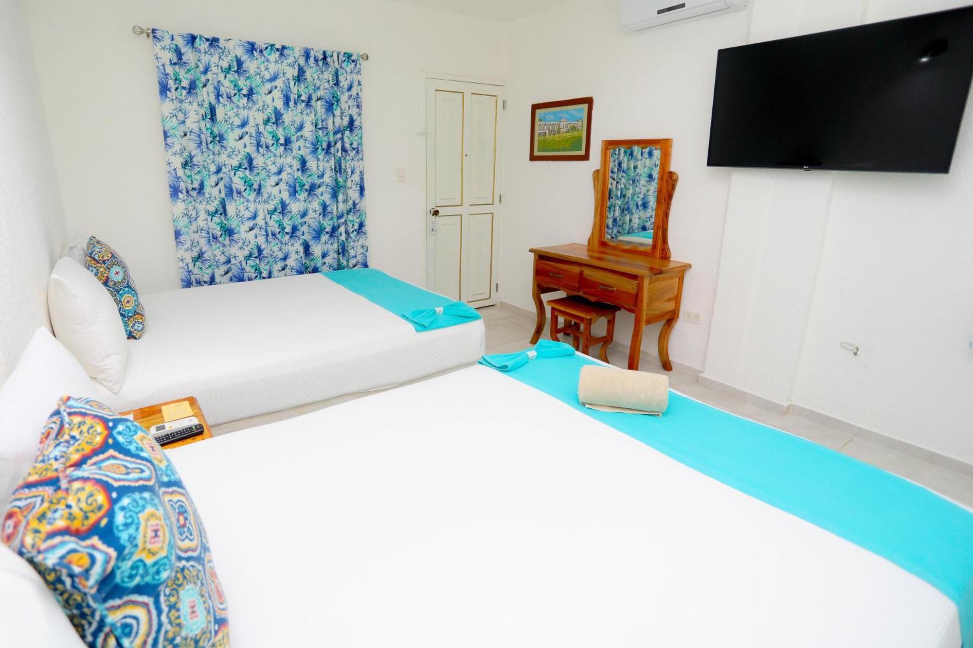 קנקון Hotel Maria De Lourdes מראה חיצוני תמונה